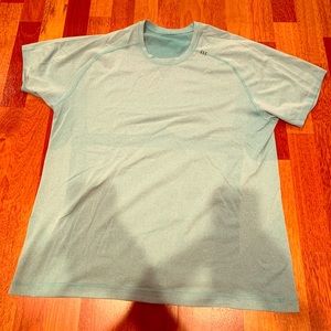 Men’s Lululemon Shirt